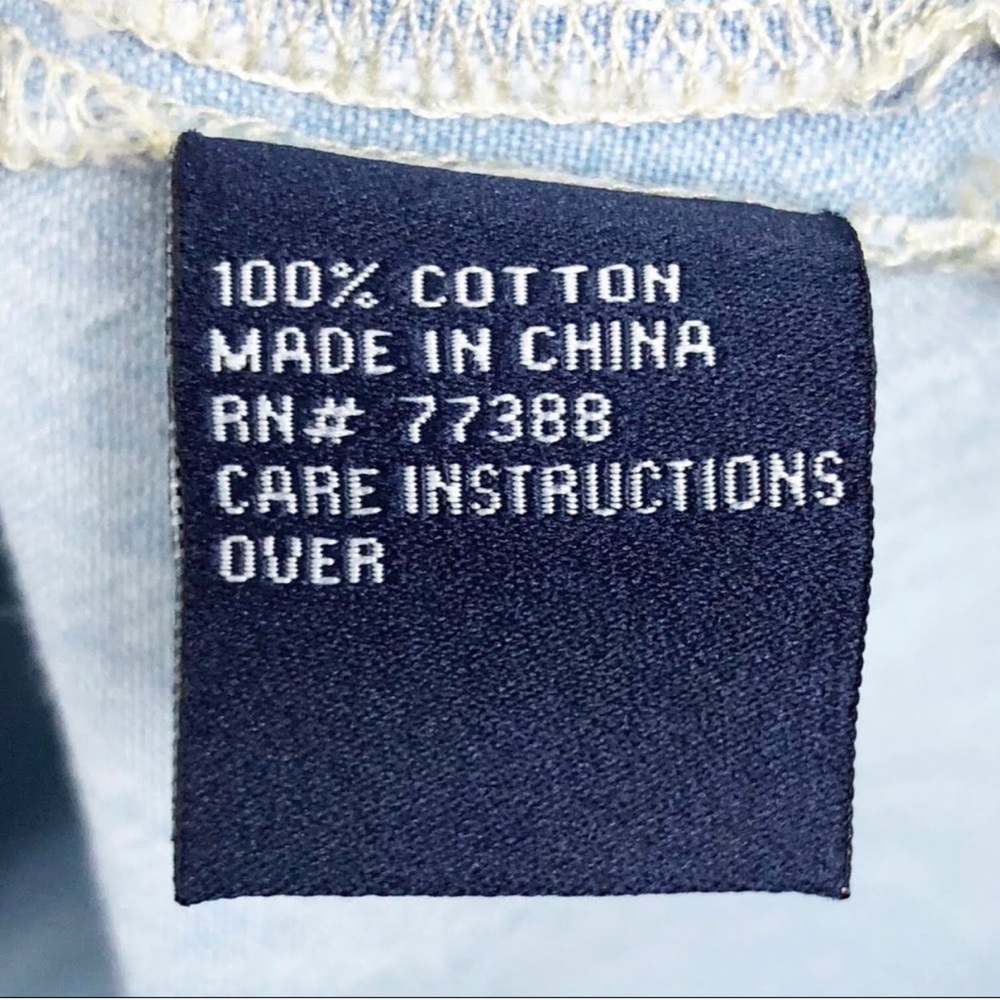 Madewell Lightweight Chambray Button-Down Shirt - image 7